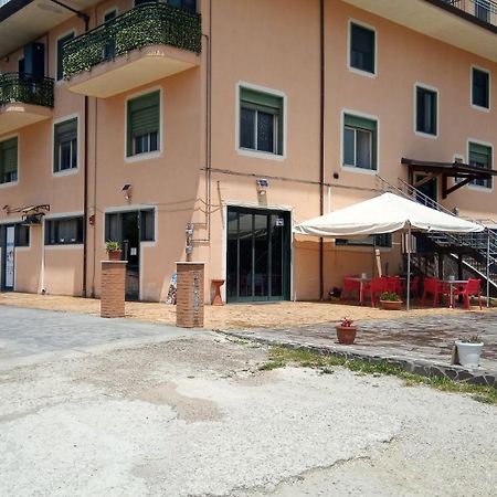 La Rosa Dei Venti Apartments Эболи Экстерьер фото