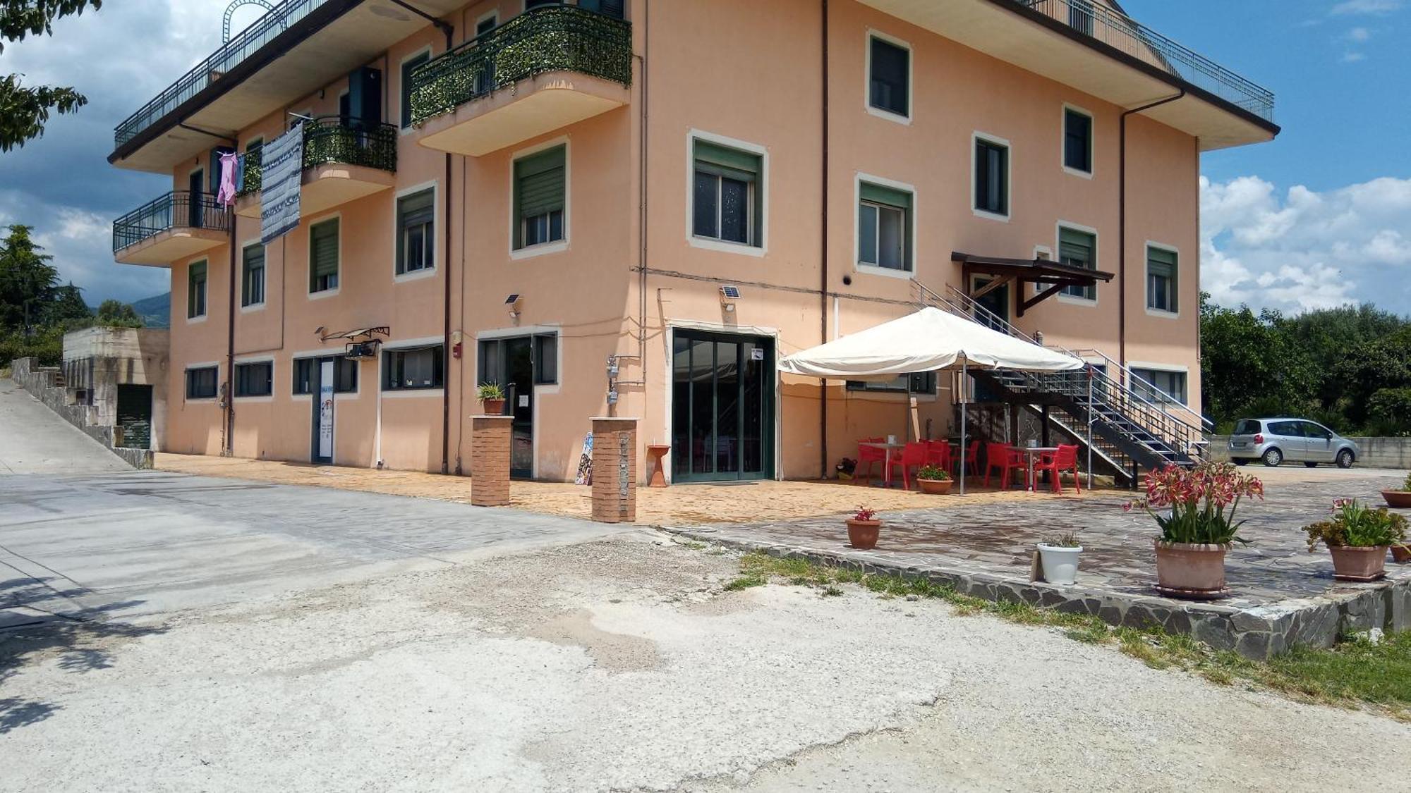 La Rosa Dei Venti Apartments Эболи Экстерьер фото